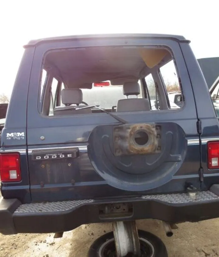 junkyard find 1987 dodge raider